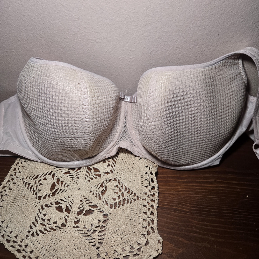 Elegant Cream Textured Balconette Bra